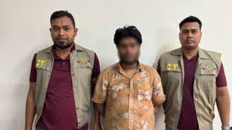 মোটরসাইকেল বিক্রির কথা বলে  লক্ষাধিক টাকা ছিনতাই